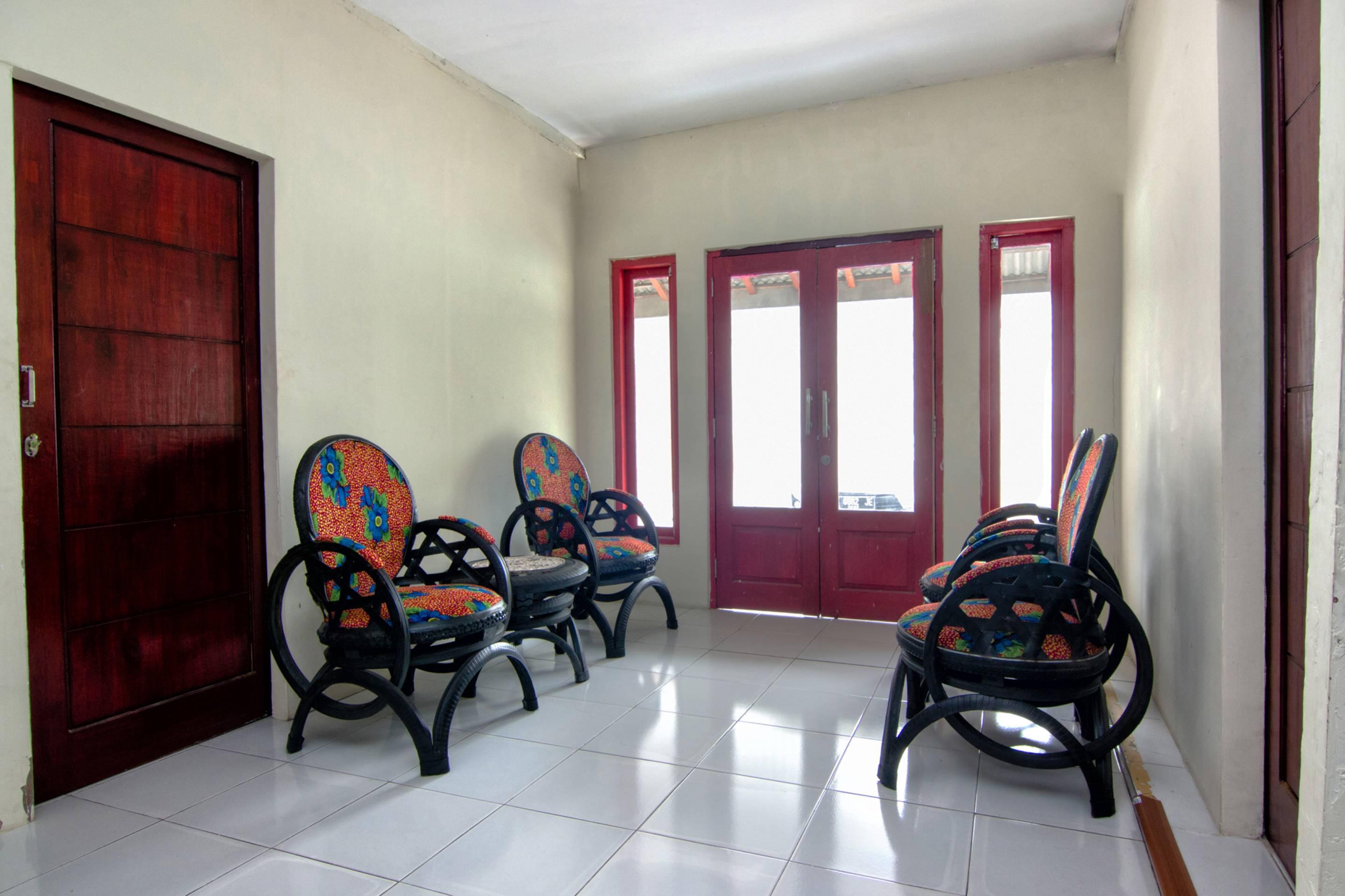 Griya Annisa Hotel Tegal  Luaran gambar