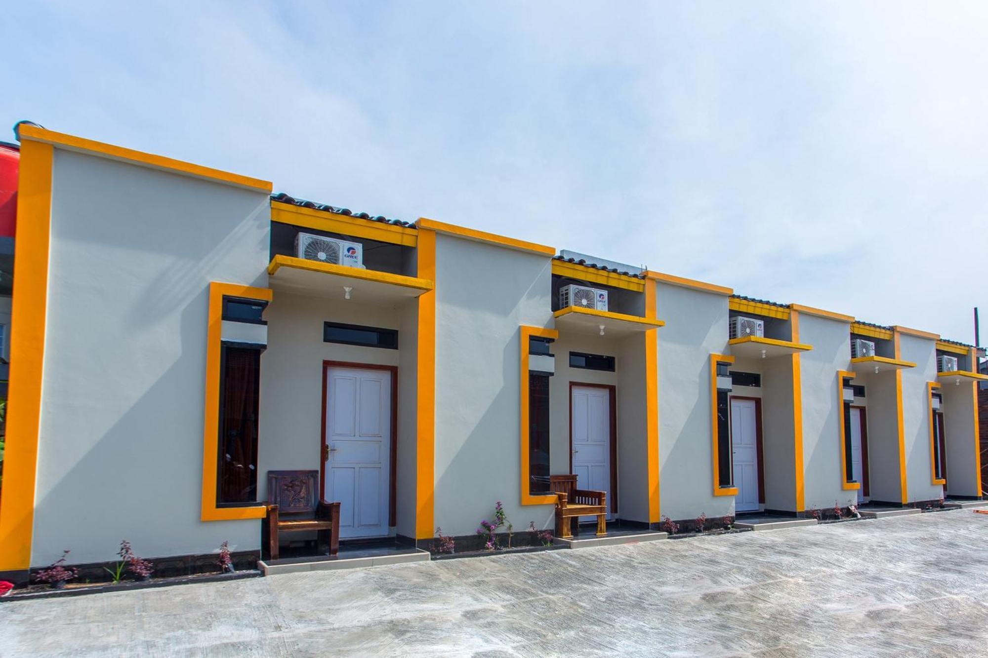 Griya Annisa Hotel Tegal  Luaran gambar